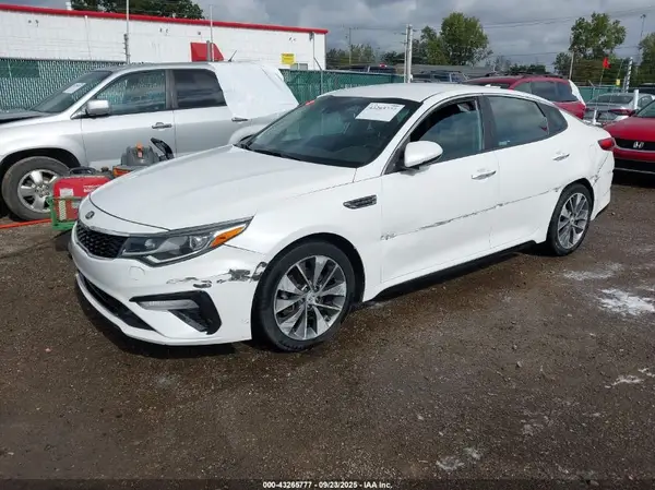 5XXGT4L30KG282760 2019 KIA OPTIMA - Image 2