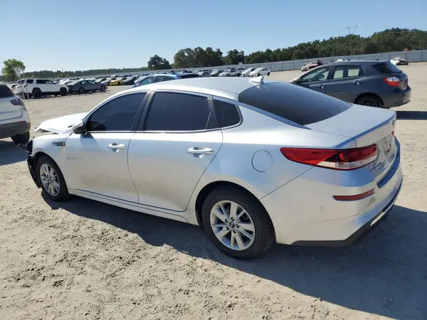 5XXGT4L30KG284203 2019 KIA OPTIMA - Image 2