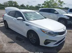 5XXGT4L30KG285772 2019 KIA OPTIMA
