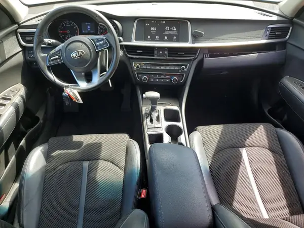 5XXGT4L30KG285853 2019 KIA OPTIMA - Image 8