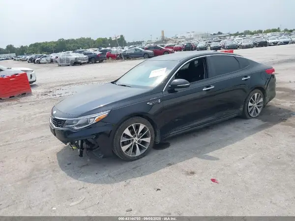 5XXGT4L30KG293872 2019 KIA OPTIMA - Image 2