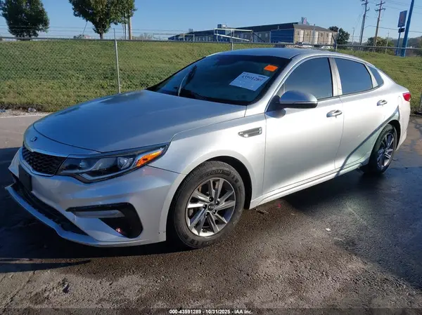 5XXGT4L30KG294522 2019 KIA OPTIMA - Image 2