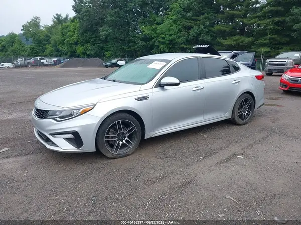 5XXGT4L30KG298702 2019 KIA OPTIMA - Image 2