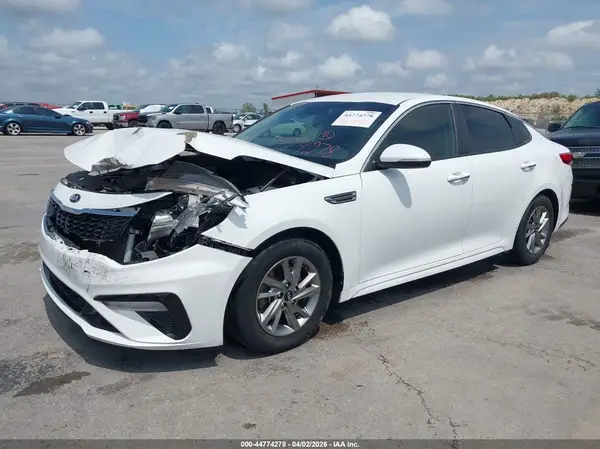5XXGT4L30KG300707 2019 KIA OPTIMA - Image 2