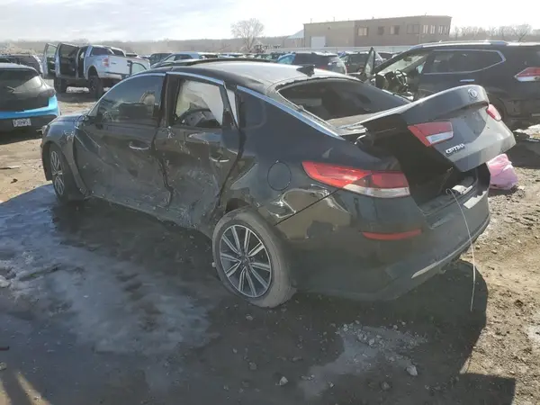 5XXGT4L30KG301050 2019 KIA OPTIMA - Image 2