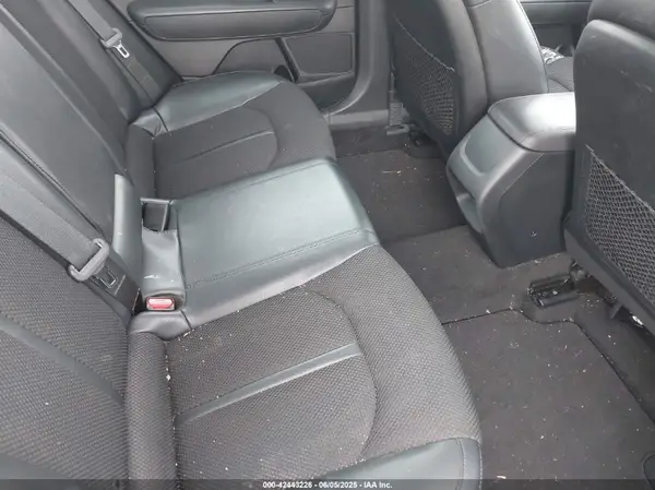 5XXGT4L30KG302263 2019 KIA OPTIMA - Image 8