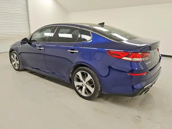 5XXGT4L30KG306295 2019 KIA OPTIMA - Image 2