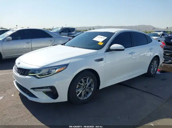 5XXGT4L30KG306460 2019 KIA OPTIMA - Image 2