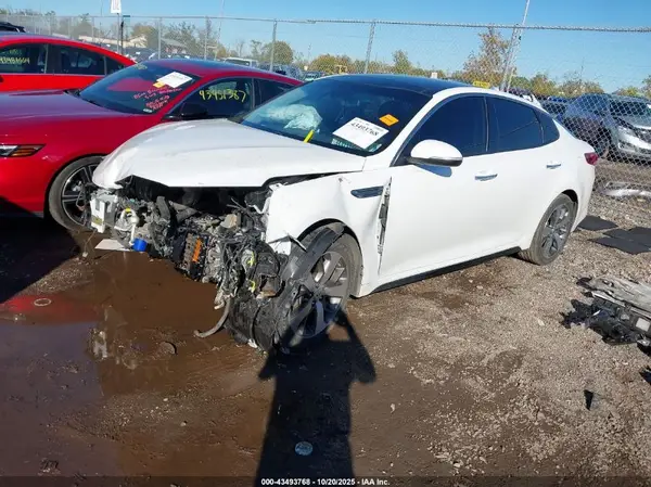 5XXGT4L30KG306779 2019 KIA OPTIMA - Image 2