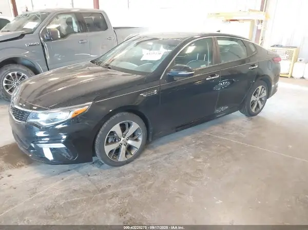 5XXGT4L30KG307642 2019 KIA OPTIMA - Image 2