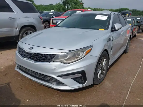 5XXGT4L30KG310573 2019 KIA OPTIMA - Image 2