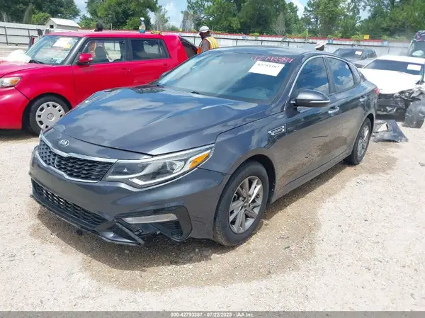 5XXGT4L30KG312758 2019 KIA OPTIMA - Image 2