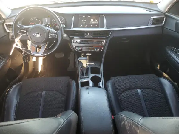 5XXGT4L30KG319578 2019 KIA OPTIMA - Image 8
