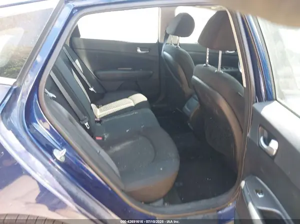 5XXGT4L30KG319838 2019 KIA OPTIMA - Image 8
