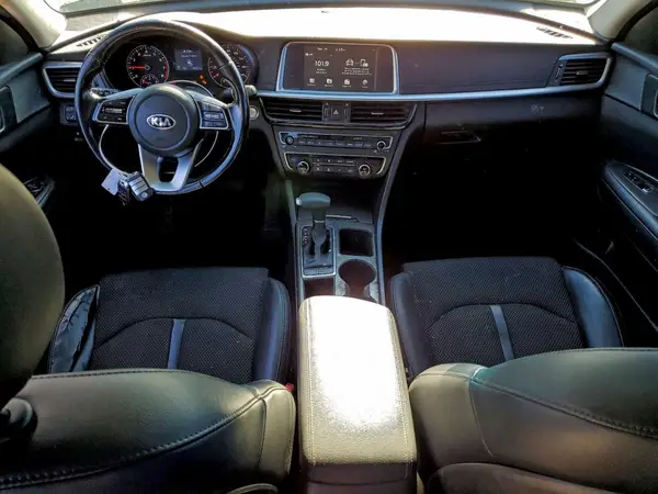 5XXGT4L30KG321928 2019 KIA OPTIMA - Image 8