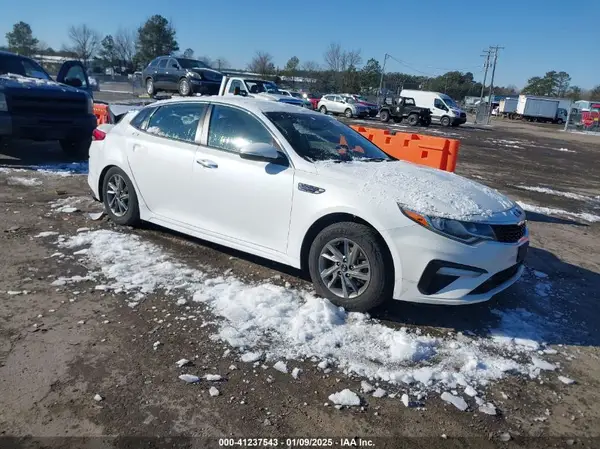 5XXGT4L30KG326093 2019 KIA OPTIMA - Image 1