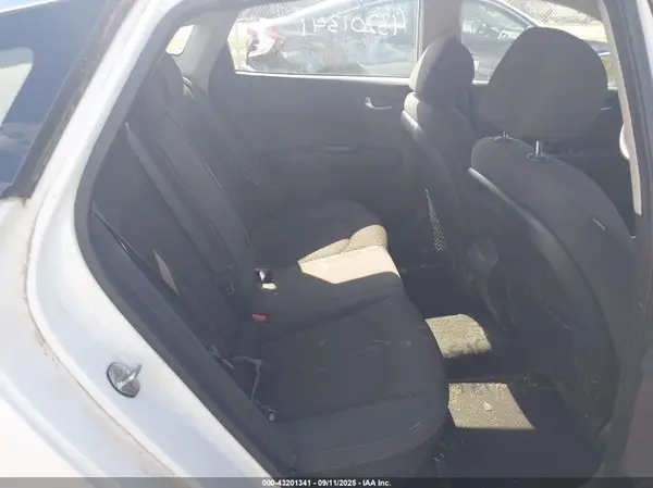 5XXGT4L30KG326742 2019 KIA OPTIMA - Image 8