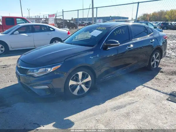 5XXGT4L30KG327440 2019 KIA OPTIMA - Image 2
