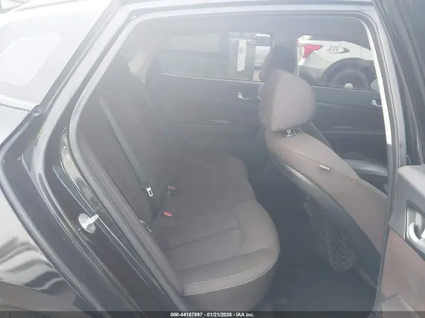 5XXGT4L30KG330094 2019 KIA OPTIMA - Image 8