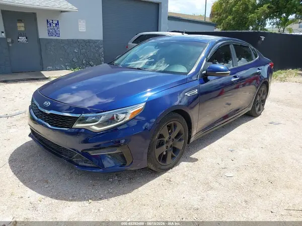 5XXGT4L30KG331813 2019 KIA OPTIMA - Image 2