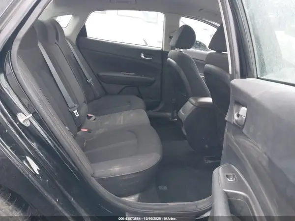 5XXGT4L30KG336557 2019 KIA OPTIMA - Image 8