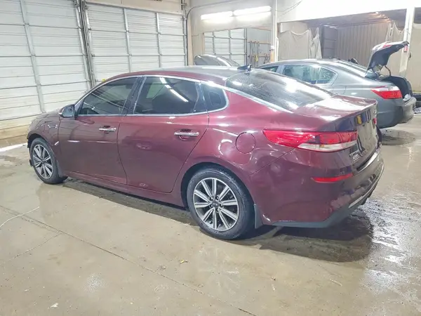 5XXGT4L30KG337188 2019 KIA OPTIMA - Image 2