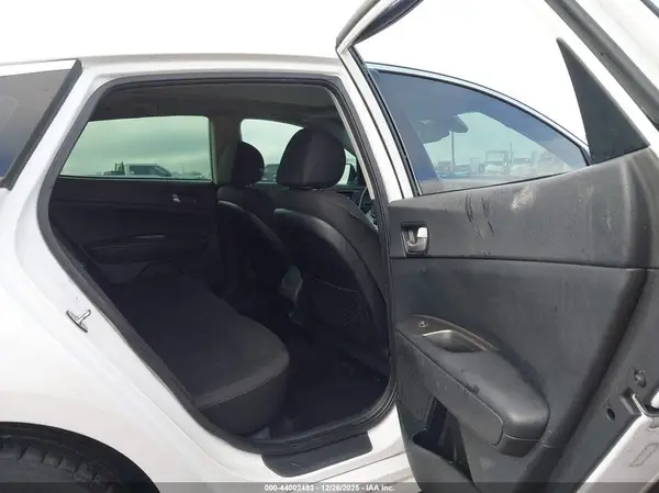 5XXGT4L30KG339149 2019 KIA OPTIMA - Image 8
