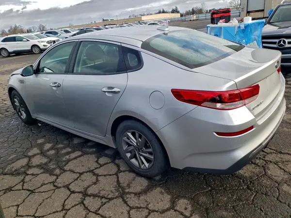 5XXGT4L30KG341421 2019 KIA OPTIMA - Image 2