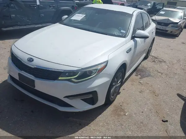 5XXGT4L30KG343220 2019 KIA OPTIMA - Image 2