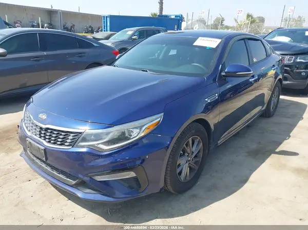 5XXGT4L30KG345453 2019 KIA OPTIMA - Image 2