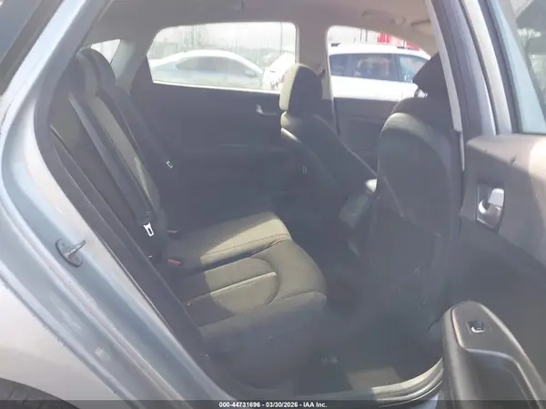 5XXGT4L30KG347350 2019 KIA OPTIMA - Image 8