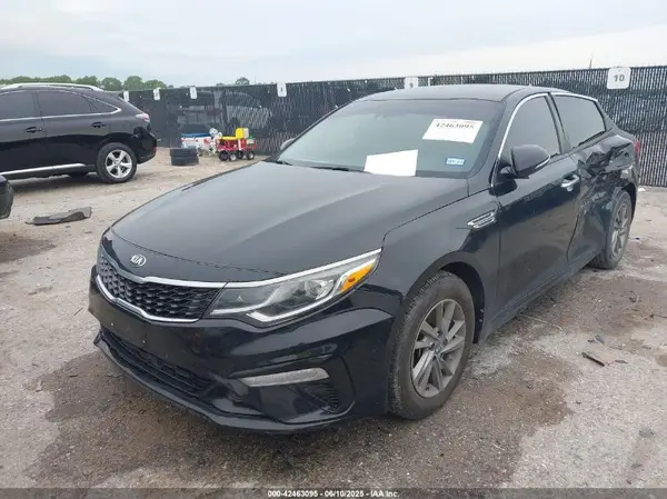5XXGT4L30KG348269 2019 KIA OPTIMA - Image 2
