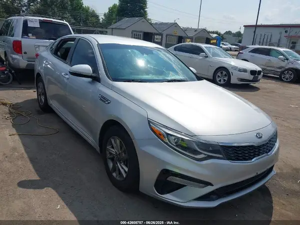 5XXGT4L30KG348613 2019 KIA OPTIMA - Image 1