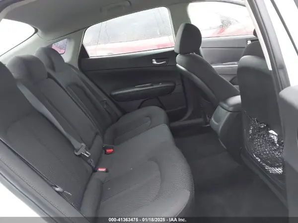 5XXGT4L30KG350622 2019 KIA OPTIMA - Image 8