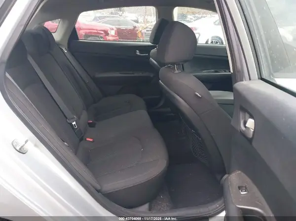 5XXGT4L30KG351222 2019 KIA OPTIMA - Image 8