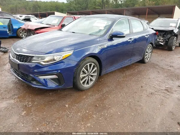5XXGT4L30KG352354 2019 KIA OPTIMA - Image 2