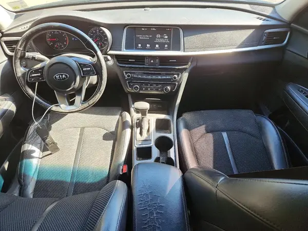 5XXGT4L30KG352452 2019 KIA OPTIMA - Image 8