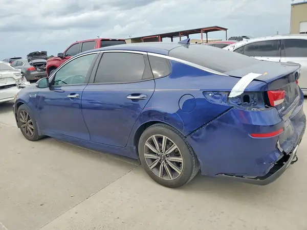 5XXGT4L30KG357117 2019 KIA OPTIMA - Image 2