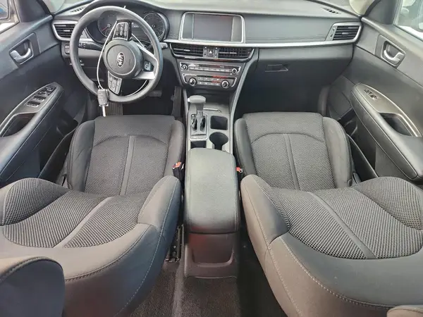 5XXGT4L30KG357666 2019 KIA OPTIMA - Image 8