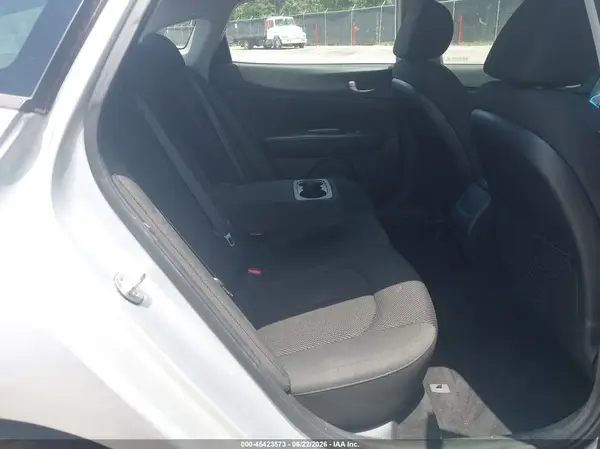 5XXGT4L30KG358171 2019 KIA OPTIMA - Image 8