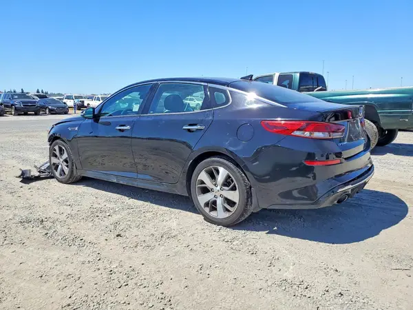 5XXGT4L30KG359174 2019 KIA OPTIMA - Image 2