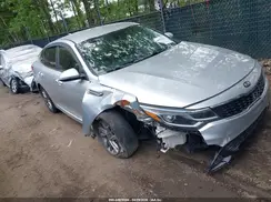 5XXGT4L30KG359577 2019 KIA OPTIMA