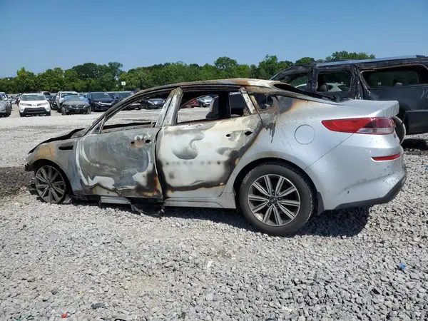 5XXGT4L30KG360101 2019 KIA OPTIMA - Image 2