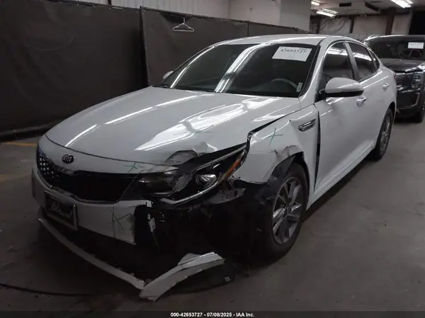 5XXGT4L30KG363919 2019 KIA OPTIMA - Image 2