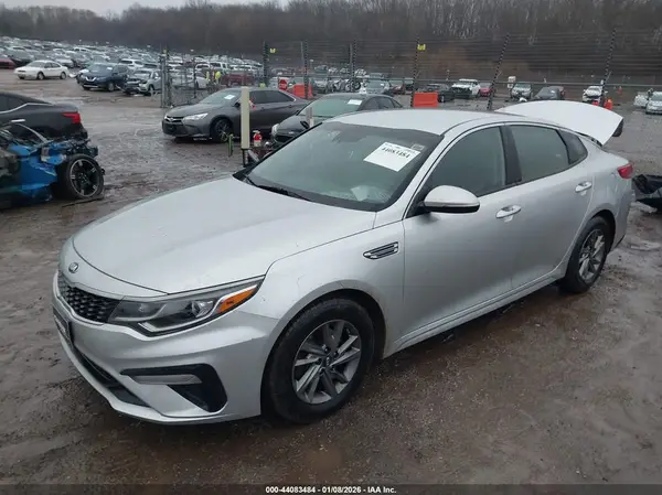 5XXGT4L30KG364617 2019 KIA OPTIMA - Image 2