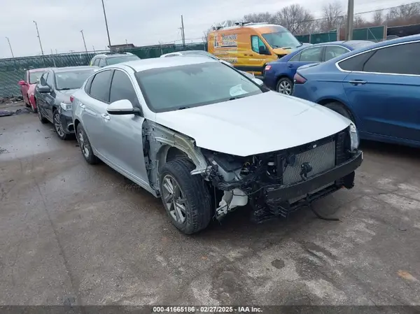 5XXGT4L30KG366433 2019 KIA OPTIMA - Image 1
