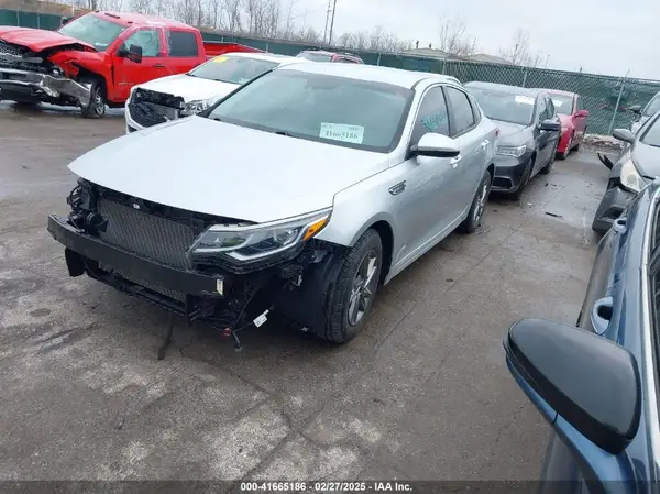 5XXGT4L30KG366433 2019 KIA OPTIMA - Image 2