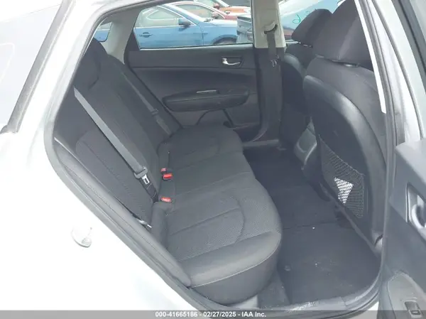 5XXGT4L30KG366433 2019 KIA OPTIMA - Image 8