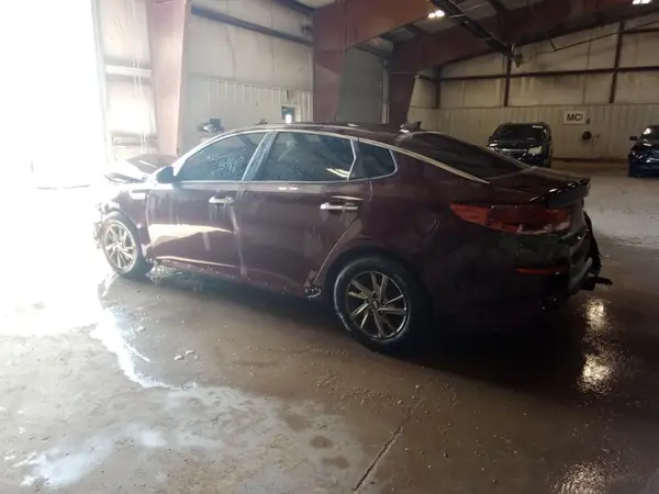 5XXGT4L30KG368621 2019 KIA OPTIMA - Image 2