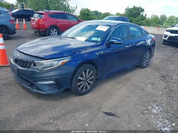 5XXGT4L30KG369977 2019 KIA OPTIMA - Image 2